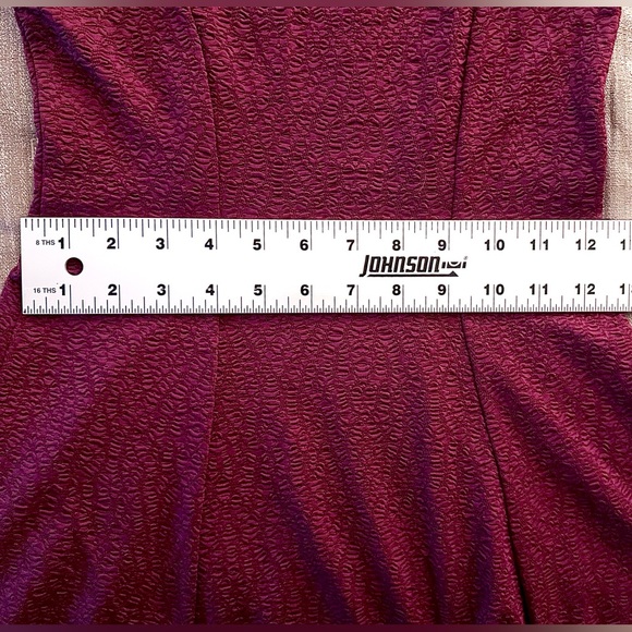 Urban Outfitters Sleeveless Maroon Dress Small STRETCHY - Picture 10 of 11